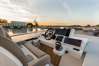 Yacht