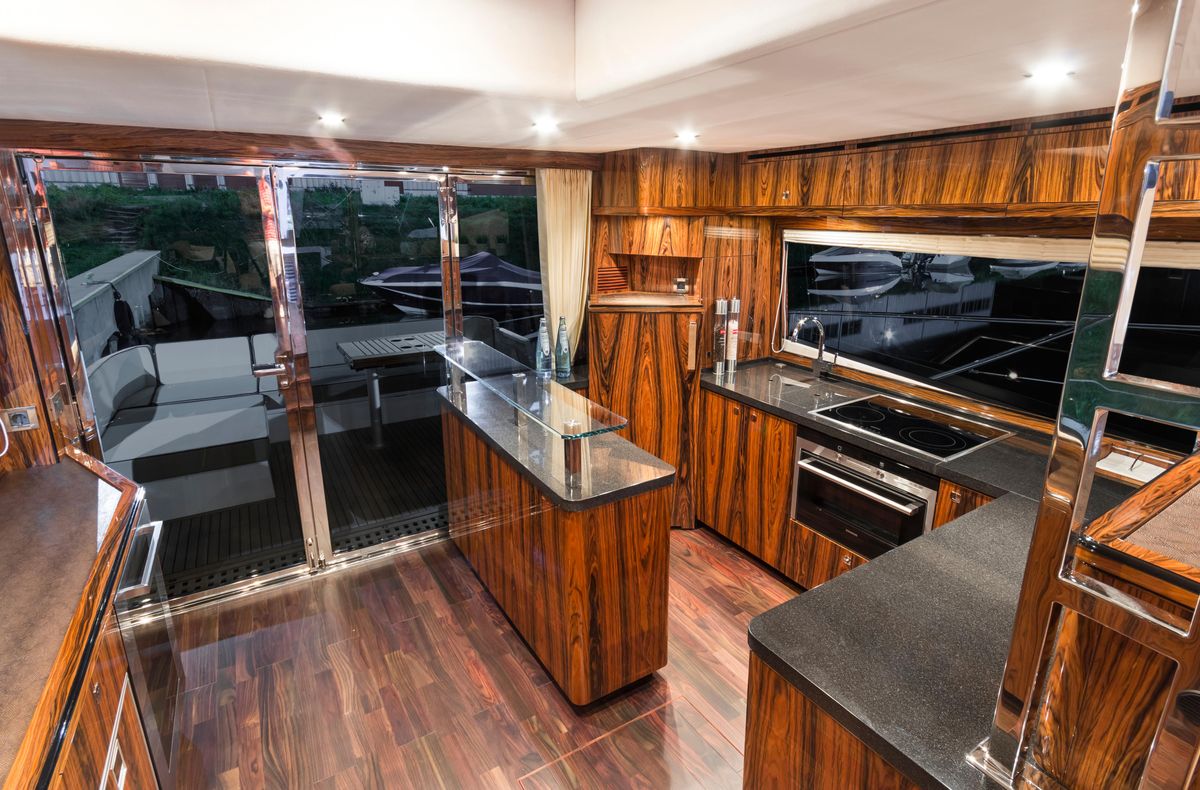 2013 Galeon 58 