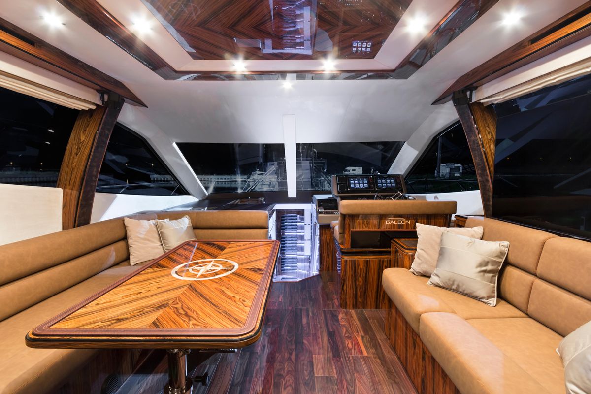 2013 Galeon 58 