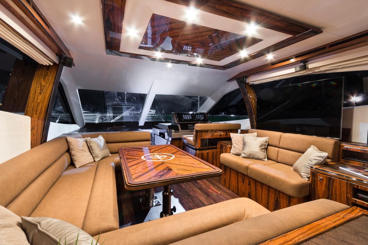 2013 Galeon 58 