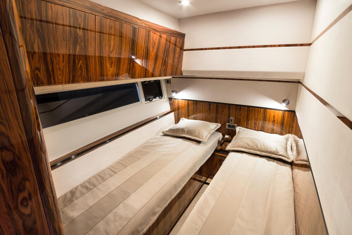 2013 Galeon 58 