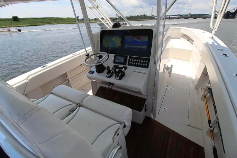 Tighten Up Yacht Photos Pics 