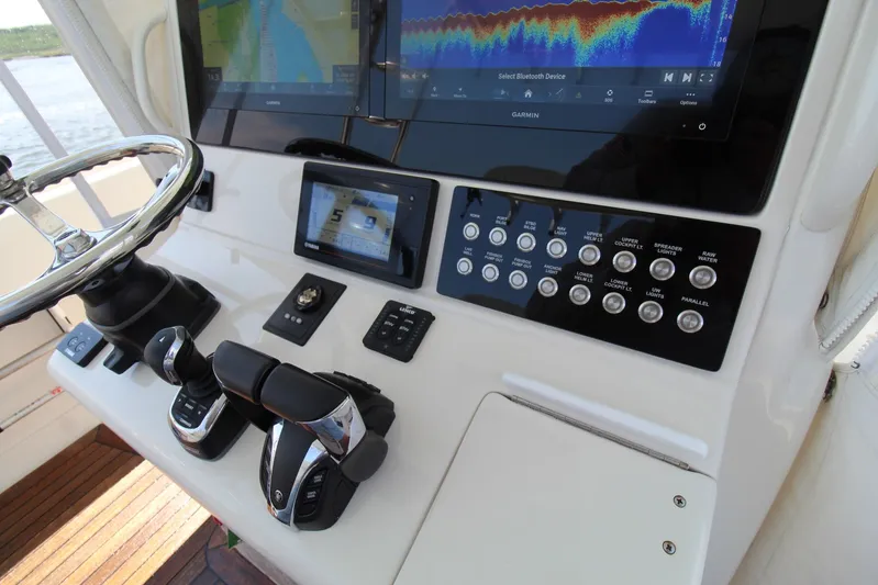 Tighten Up Yacht Photos Pics 