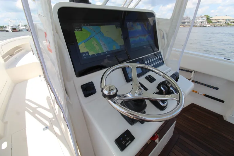 Tighten Up Yacht Photos Pics 