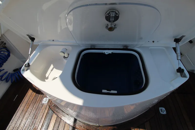 Tighten Up Yacht Photos Pics 