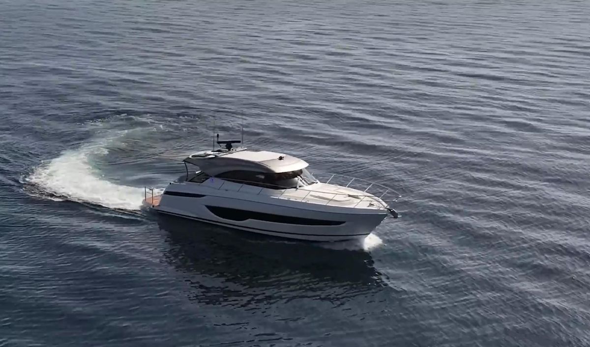 2023 Riviera 46 