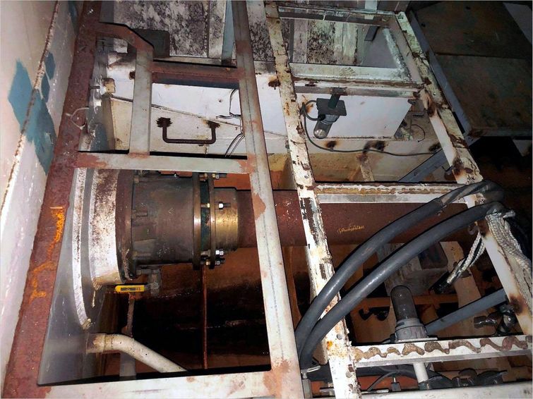 1953-105-tugboat-tug