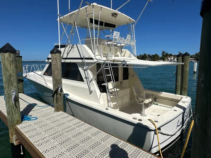 Lady Suso Yacht Photos Pics 