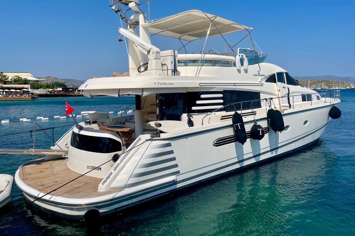 2000 Fairline 63