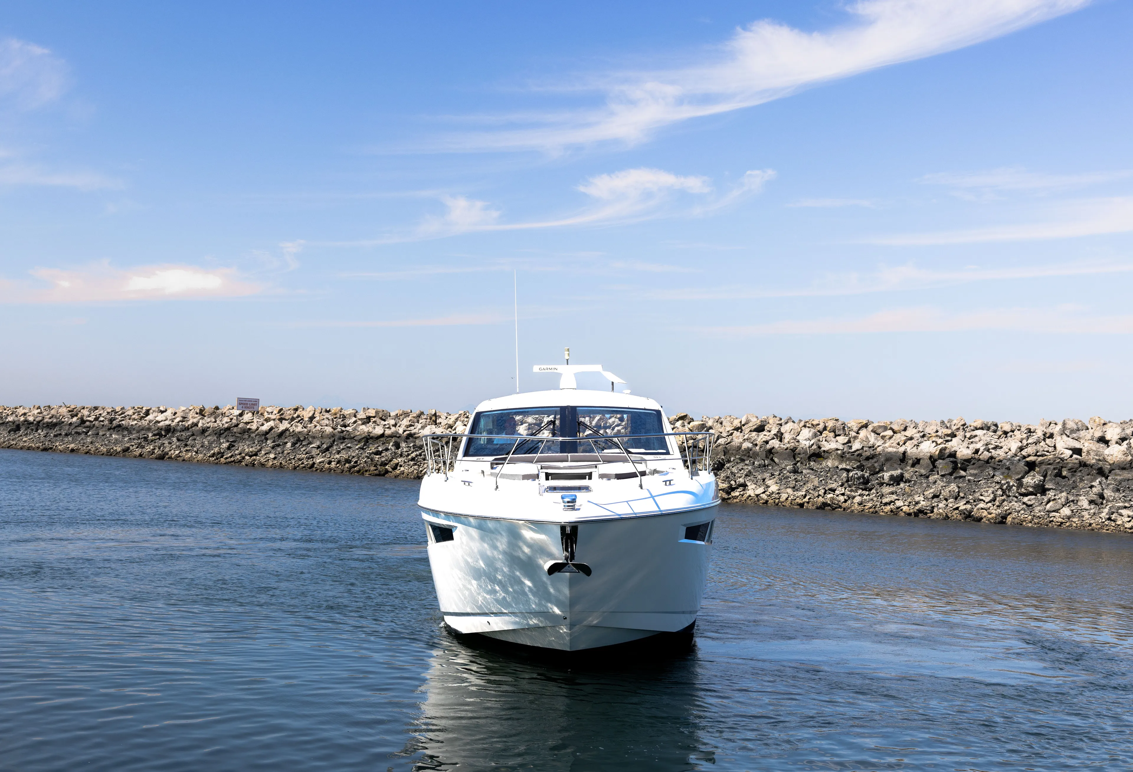 Cruisers Yachts 50 Cantius