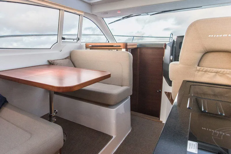  Yacht Photos Pics Manufacturer Provided Image