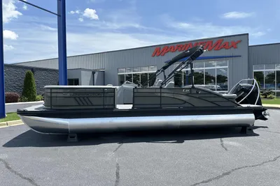 Bennington 23 LSB