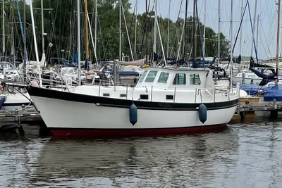 1985 Dartsailer 30