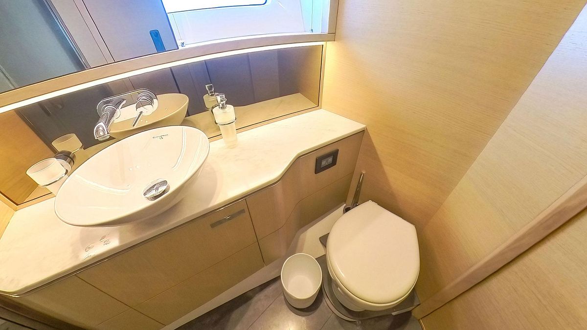 2018 Princess 60 