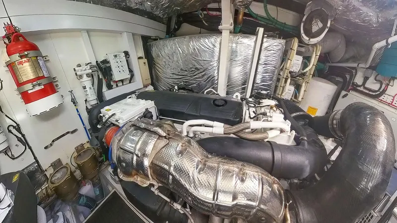 Above Deck Yacht Photos Pics 