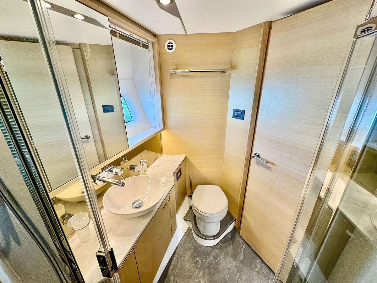 2018 Princess 60 