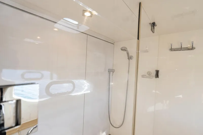 Cay Sera Yacht Photos Pics Luxurious bathroom on a 2019 Aquila 44 yacht.