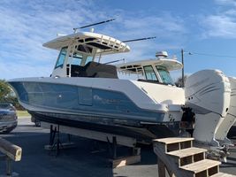 2019 33' Boston Whaler-330 Outrage Thunderbolt, GA, US