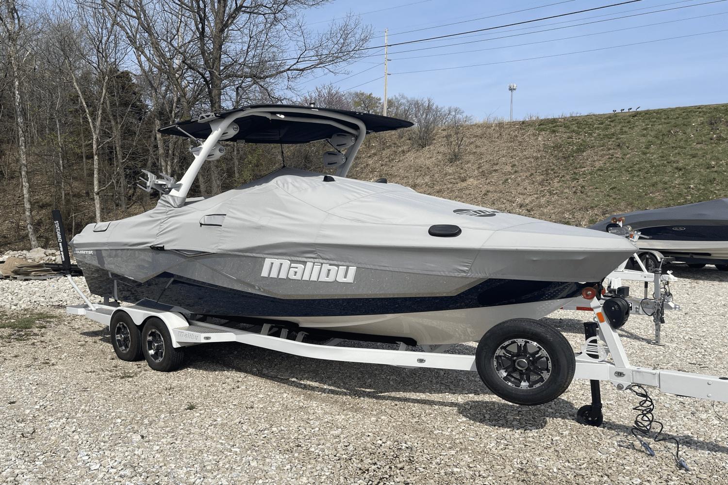 2022 Malibu 25 LSV Runabout for sale YachtWorld