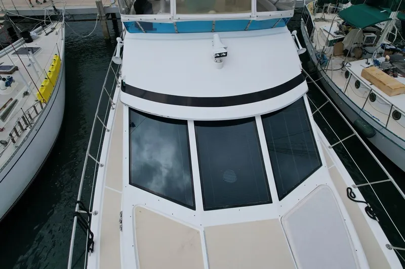 Jefferson Rivanna 50 Sdmy Yacht Photos Pics 2005 Jefferson Rivanna 50 SDMY yacht docked at marina, aerial view.