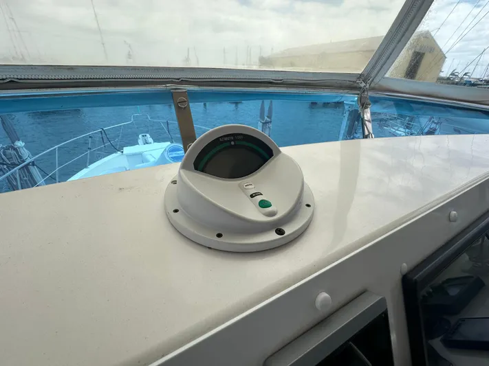 Jefferson Rivanna 50 Sdmy Yacht Photos Pics 