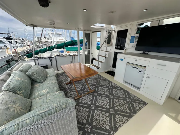 Jefferson Rivanna 50 Sdmy Yacht Photos Pics 