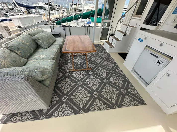 Jefferson Rivanna 50 Sdmy Yacht Photos Pics 