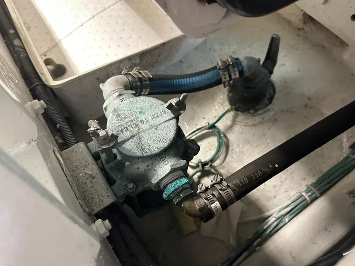 Jefferson Rivanna 50 Sdmy Yacht Photos Pics 