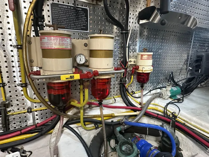 Jefferson Rivanna 50 Sdmy Yacht Photos Pics 