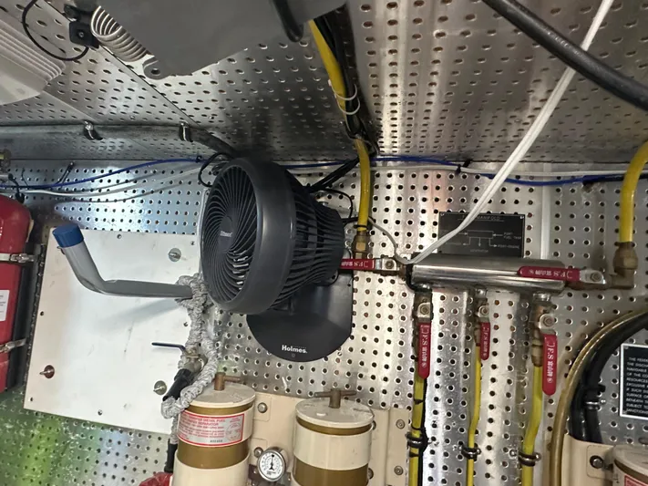 Jefferson Rivanna 50 Sdmy Yacht Photos Pics 