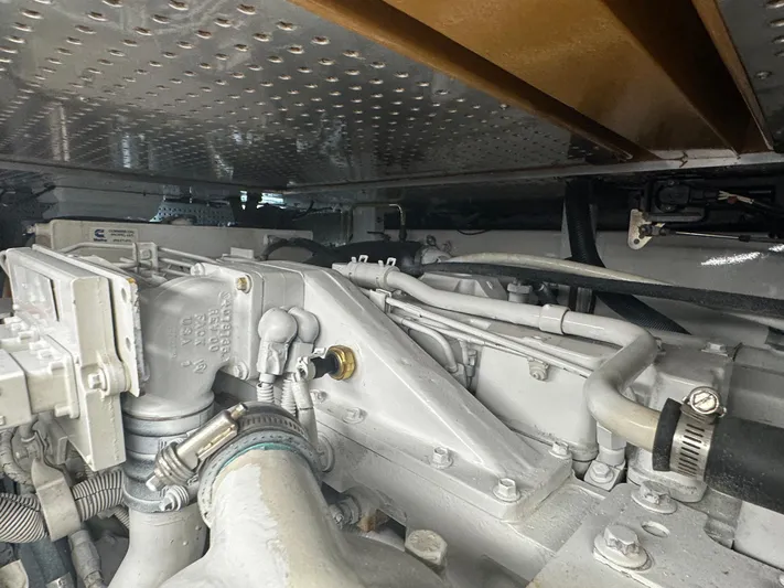 Jefferson Rivanna 50 Sdmy Yacht Photos Pics 