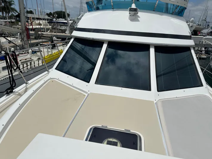 Jefferson Rivanna 50 Sdmy Yacht Photos Pics 