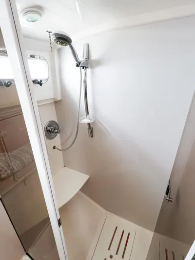 4814ak Yacht Photos Pics 