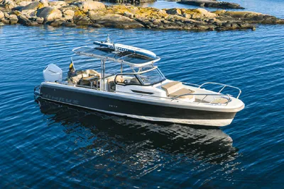 Nimbus Tender 9