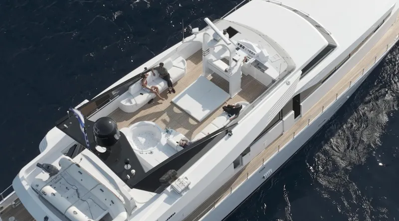 Bellini Yacht Photos Pics 