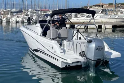 2023 Jeanneau CAP CAMARAT 7.5 CC SERIE 3