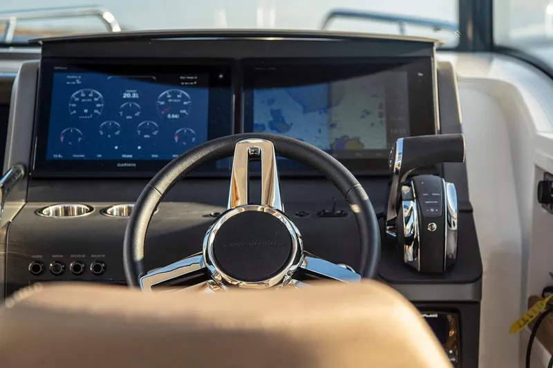  Yacht Photos Pics Manufacturer Provided Image