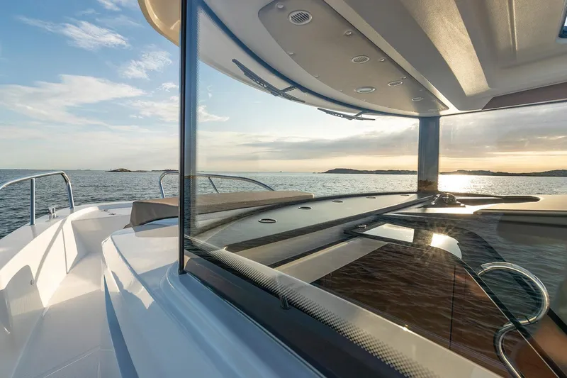  Yacht Photos Pics Manufacturer Provided Image