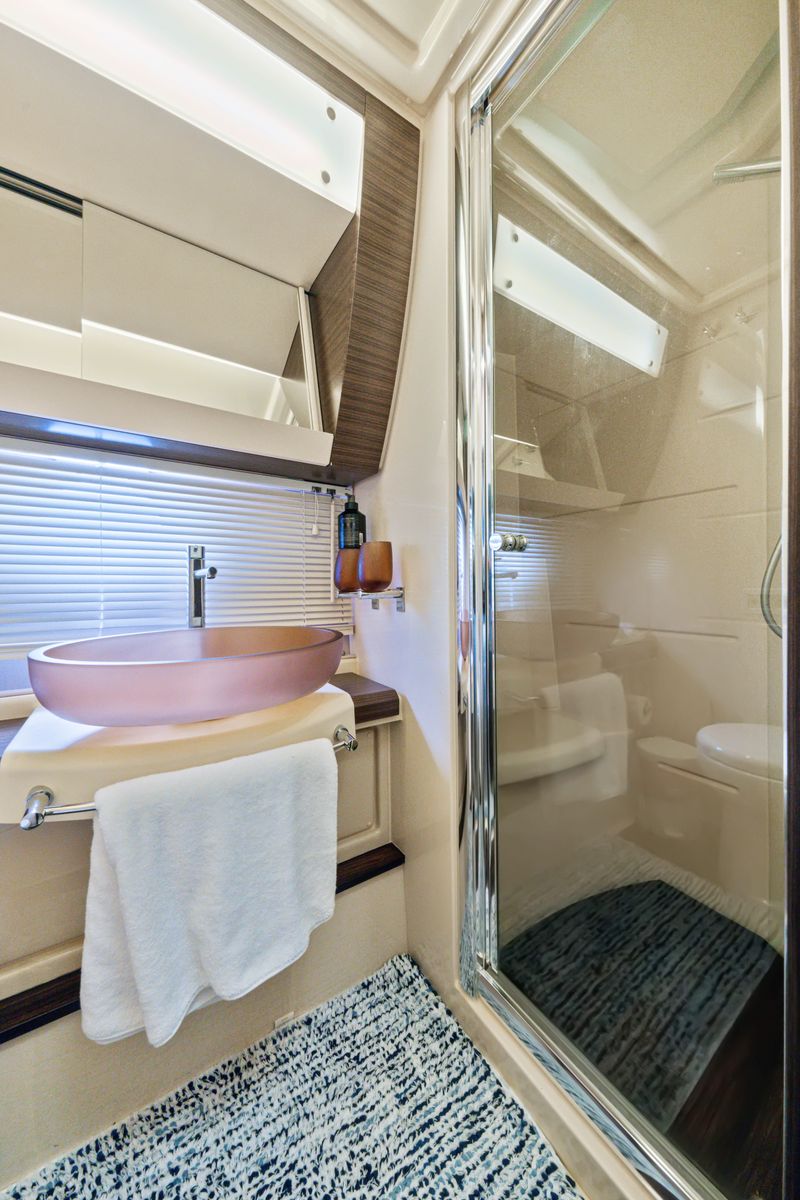 2015 Azimut 54 