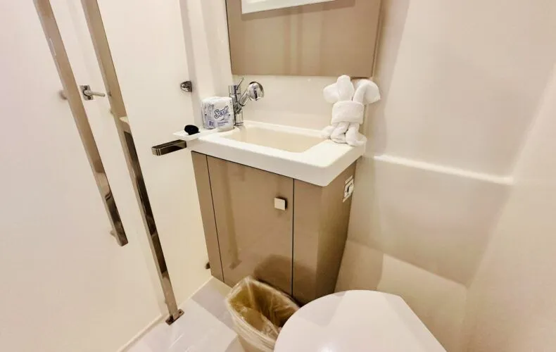 Time Thief Yacht Photos Pics 