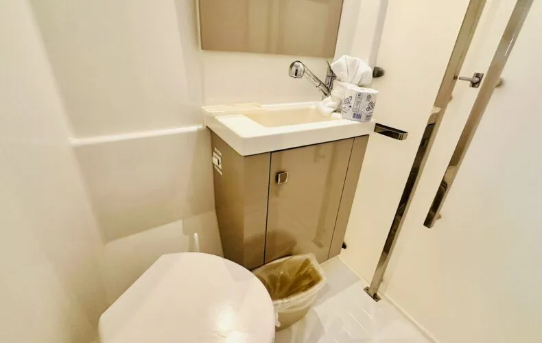 Time Thief Yacht Photos Pics 