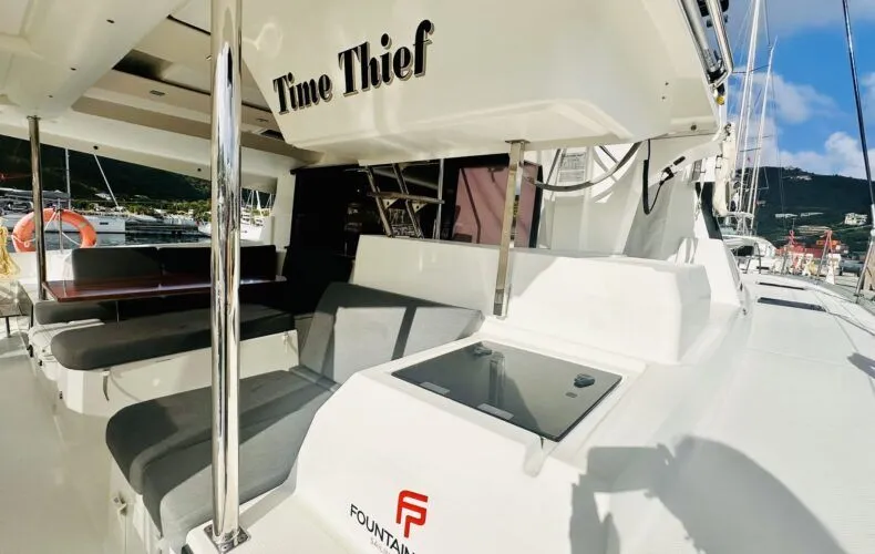 Time Thief Yacht Photos Pics 