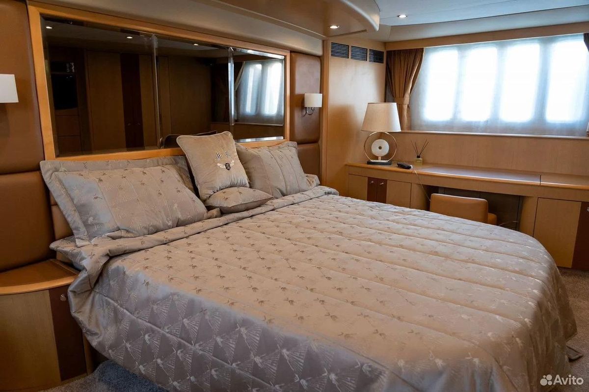2008 Princess 68 