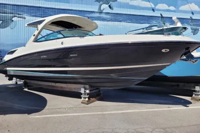 Sea Ray 350 SLX