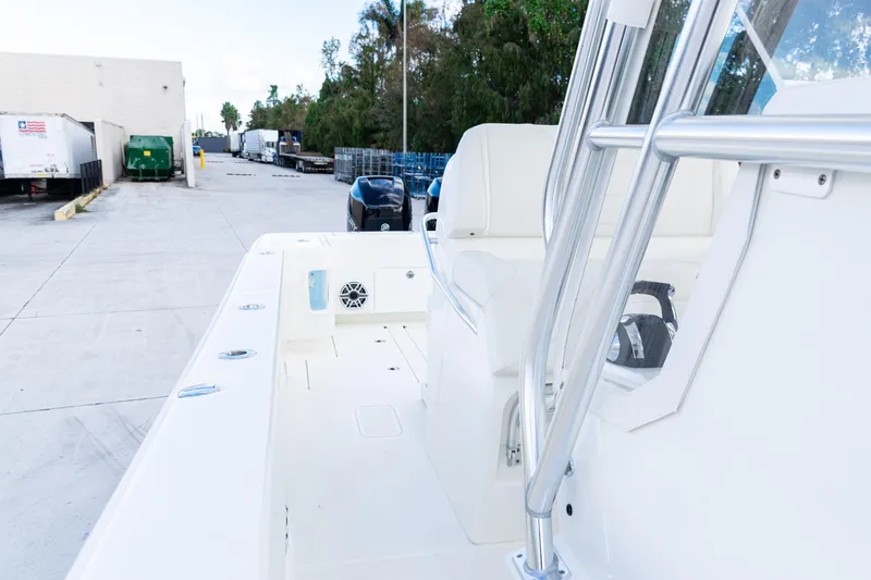  Yacht Photos Pics 2021 SeaVee 322Z boat interior with sleek design and modern features.