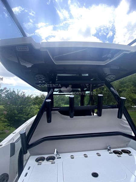 2020 Blackfin 332 Center Console