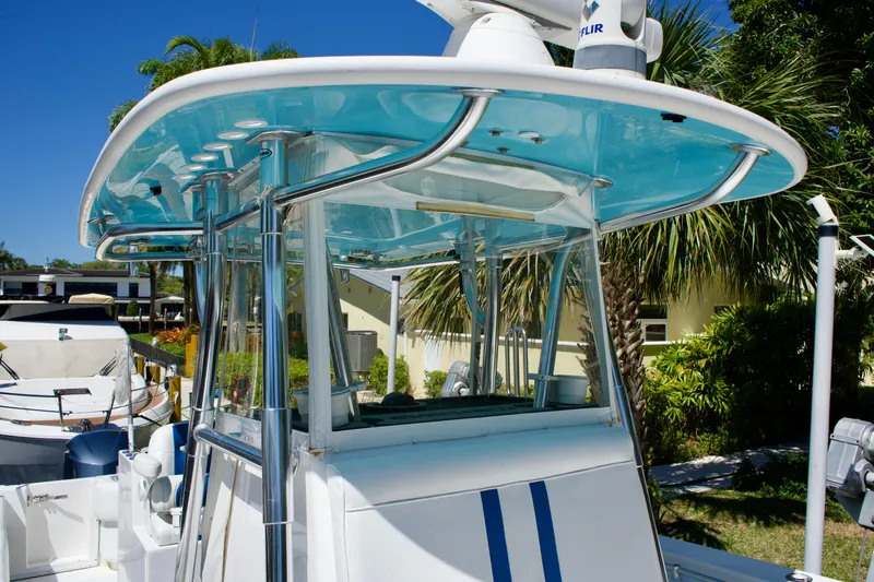 Mh3 Yacht Photos Pics Contender 32 MH3 - Helm