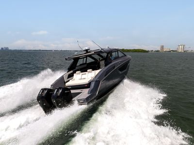 Yacht