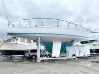 1990 J Boats 44'