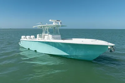SeaVee 390Z